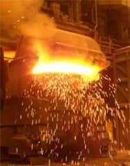 In der Eisen- und Schwerindustrie wird feuerfester Beton eingesetzt