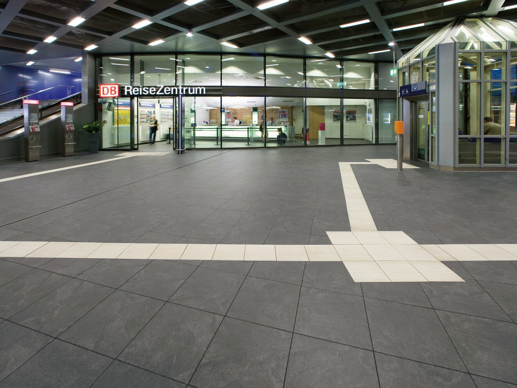 Keramisches Blindenleitsystem