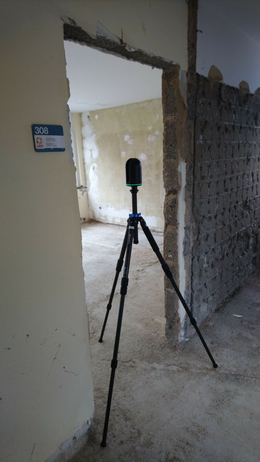Terrestrische Scanner (Terrestrial Laser Scanning, kurz TLS) sind stationäre Scan-Systeme.