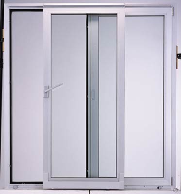 Kippschiebefenster mit geöffnetem Kippschiebeflügel