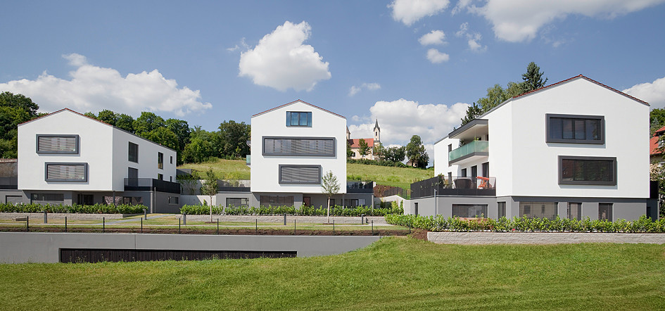 Drei Wohnhäuser in Regensburg