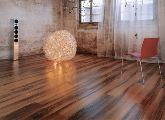 Laminat in Holzdielenoptik